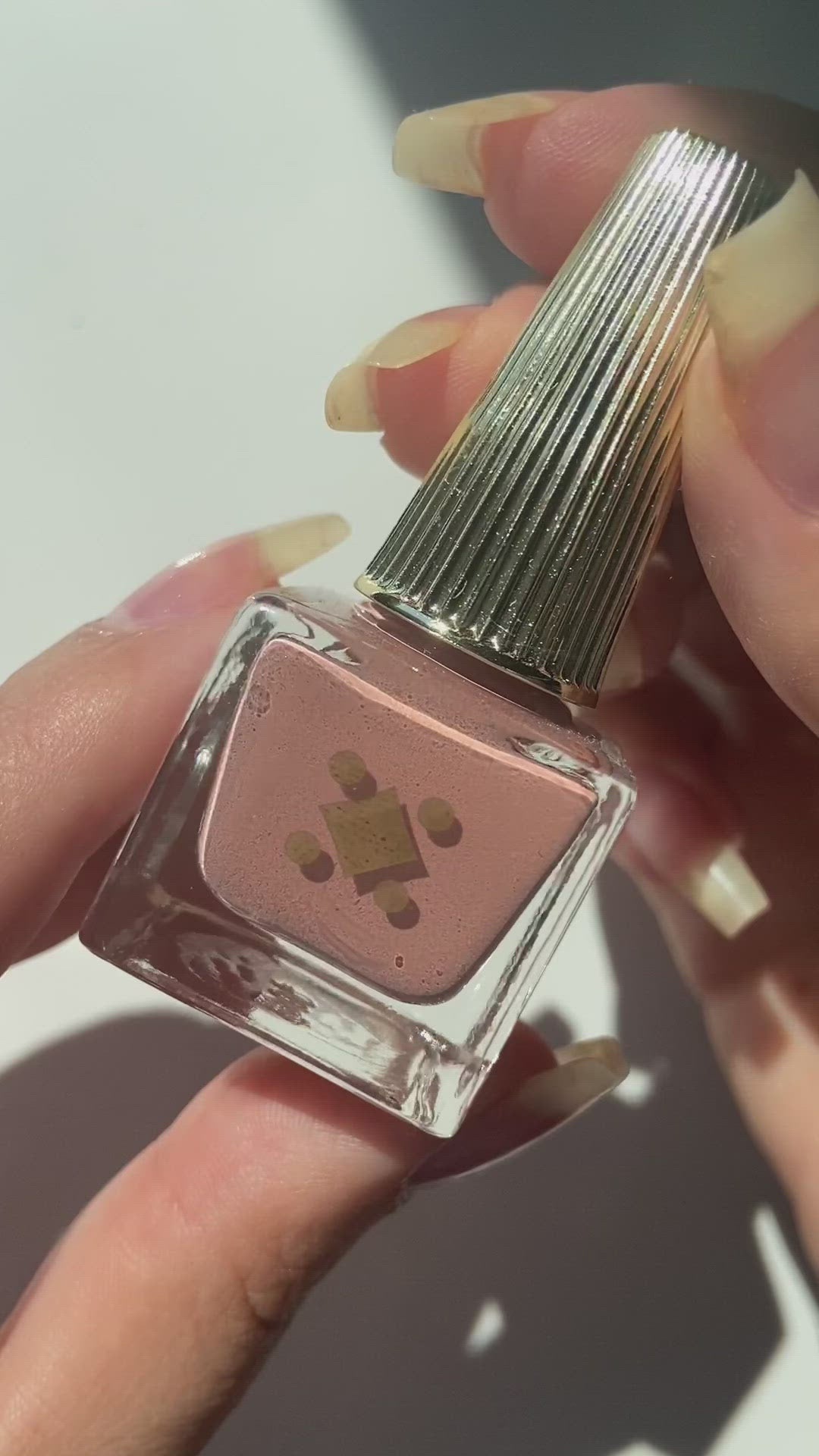 Instafamous pink nude swatch